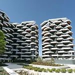 Hostwise - Premium Flat W/ Balcony & Pool