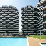 Hostwise - Premium Flat W/ Balcony & Pool